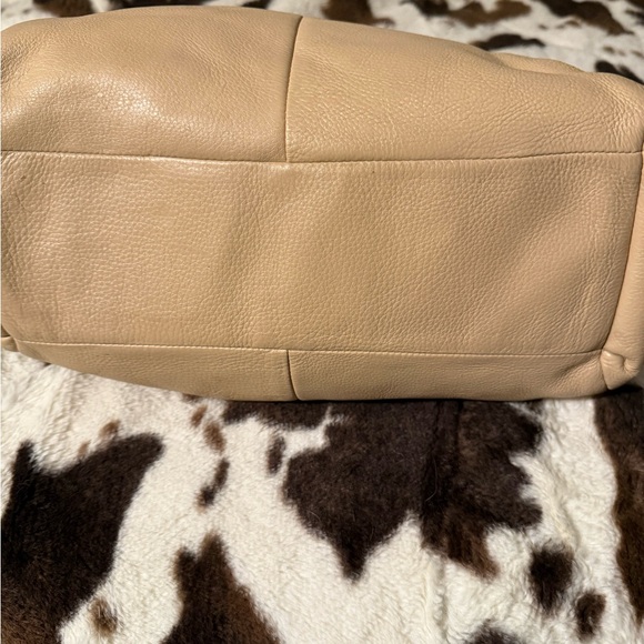 Coach Cream Leather Bag - Picture 4 of 4